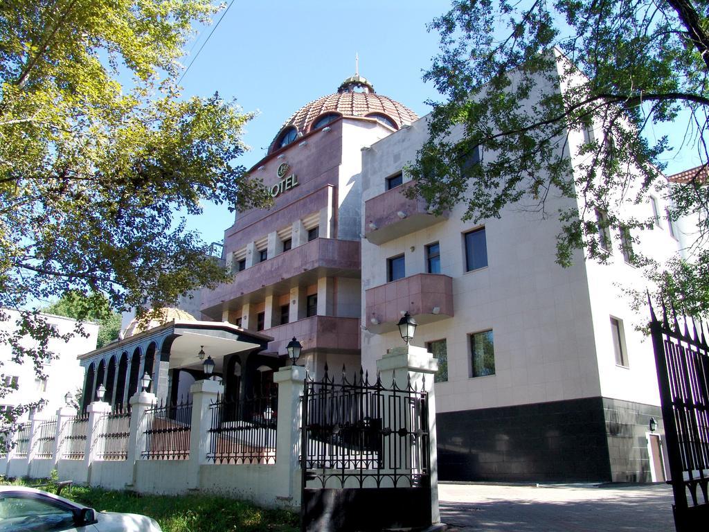 Ali Hotel Khabarovsk Exterior photo